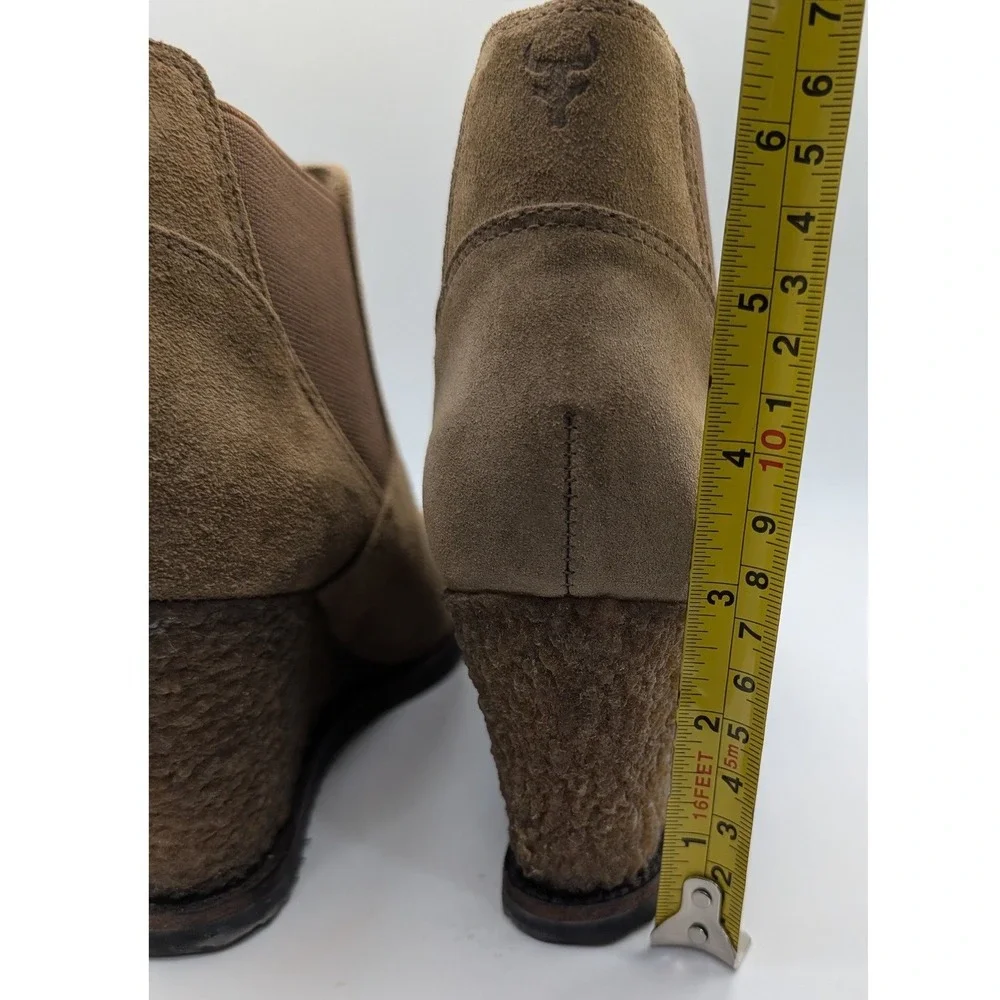 Trask Suede Wedge Ankle Booties Brown Elastic Goring Brazil - Size 6.5M